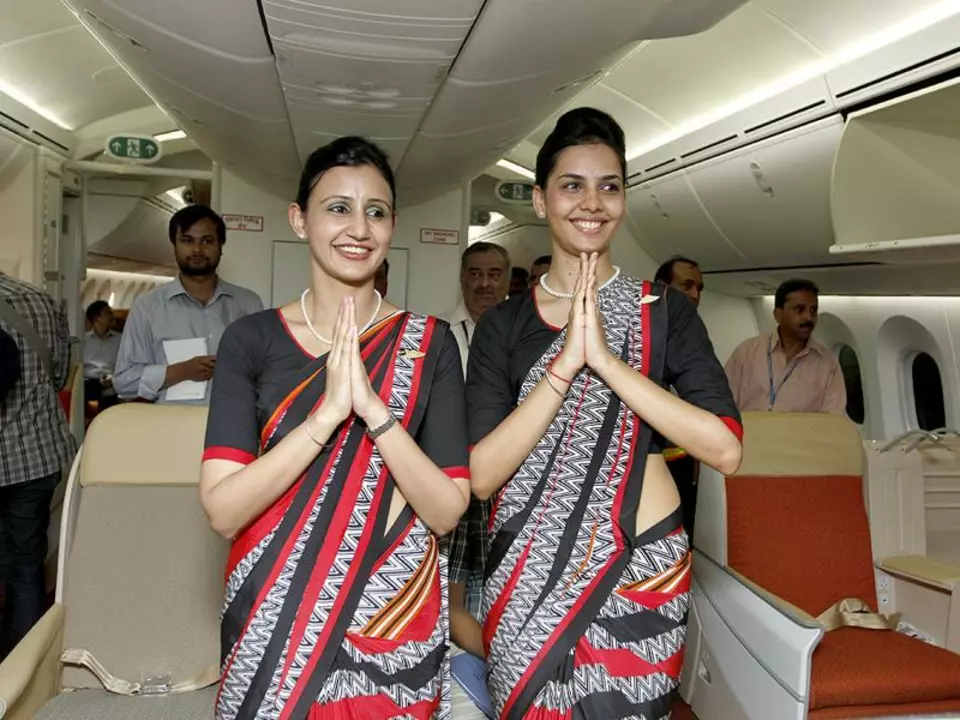 What do airlines and airport crews think of Indian passengers?